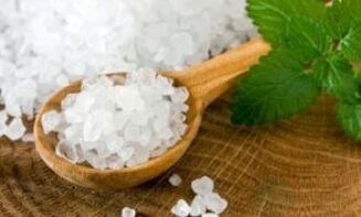 Mantar tedavisi için tuz banyoları